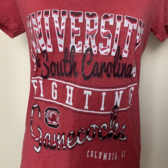 University of South Carolina Fighting Gamecocks V-Neck Tee Size XL (Runs Small) - Picture 6 of 13